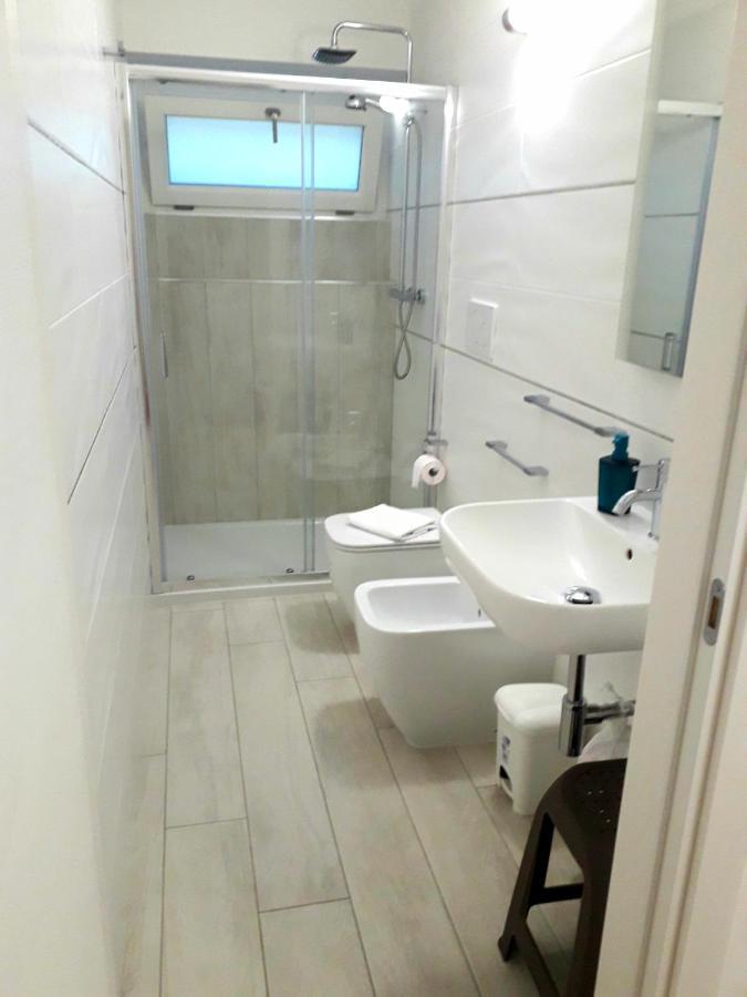 Joshua Rooms Porto Cesareo Exteriör bild