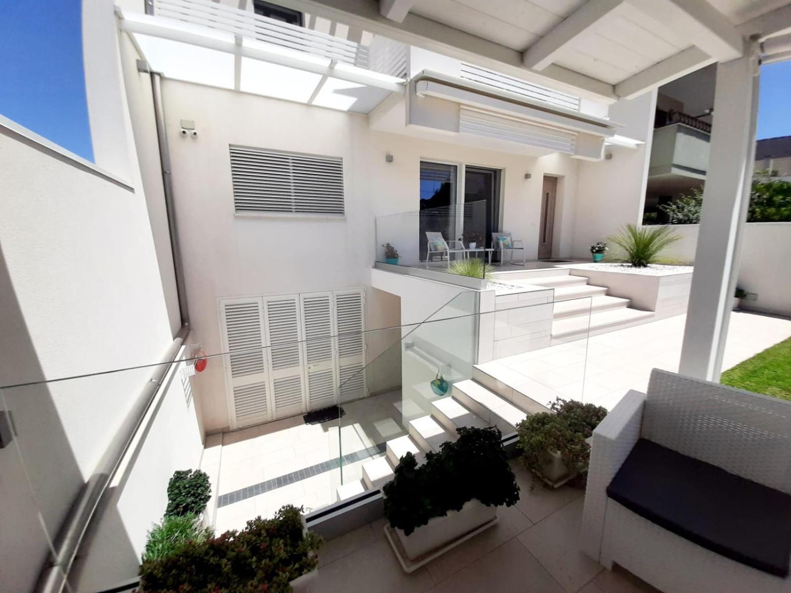 Joshua Rooms Porto Cesareo Exteriör bild