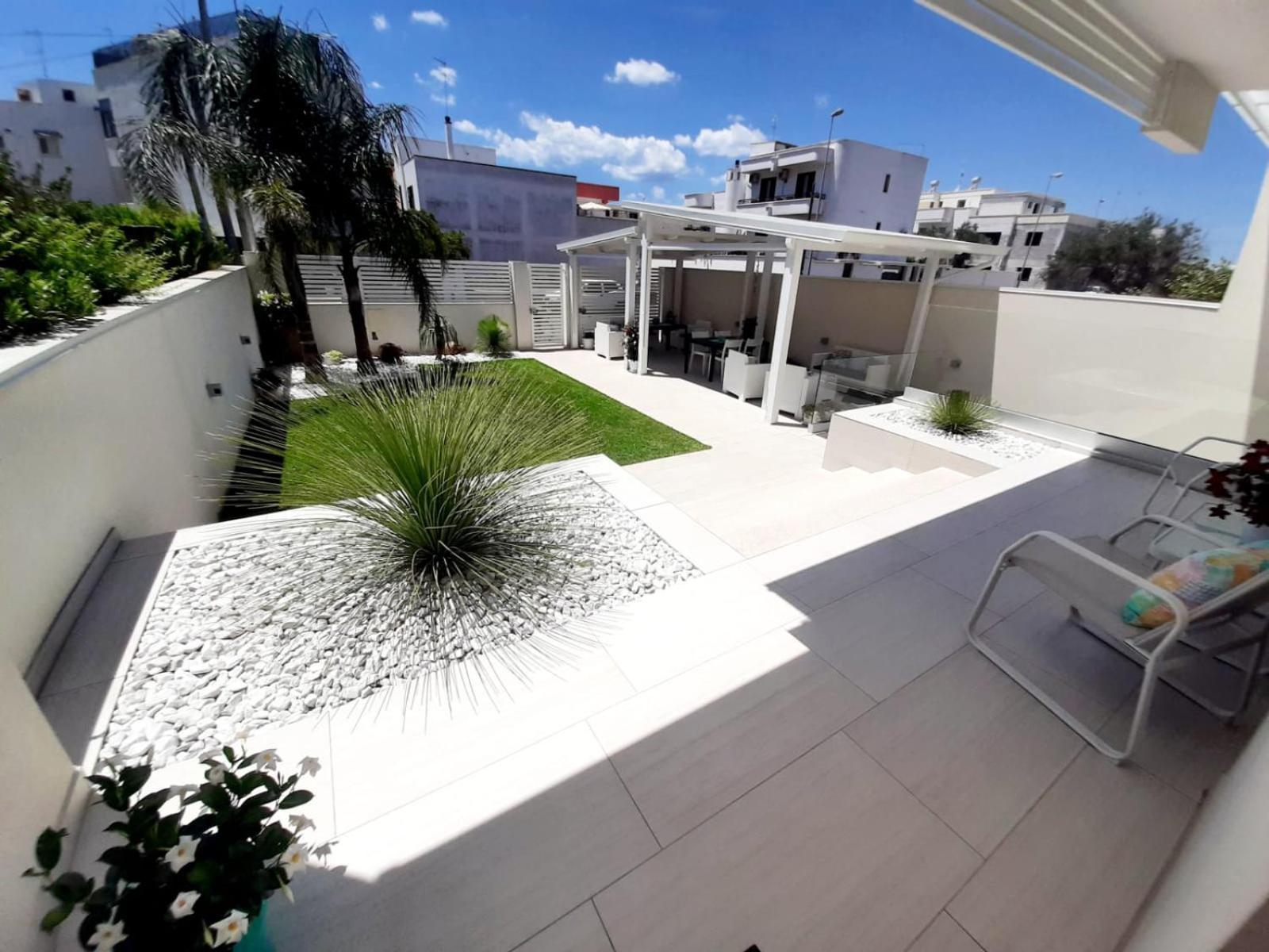 Joshua Rooms Porto Cesareo Exteriör bild